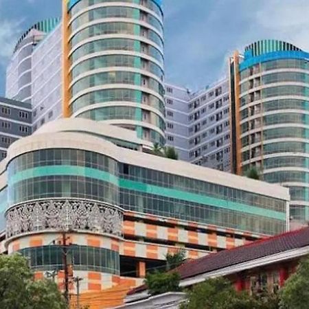 Redliving Apartemen Sentraland Semarang - Win Property Exteriör bild